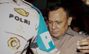 Presiden Jokowi Tanda Tangani Keppres Pemberhentian Firli Bahuri