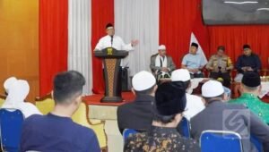 Bupati didampingi Sekda dan Ketua DPRD Silaturahmi dengan Tokoh Agama dan Ormas Islam