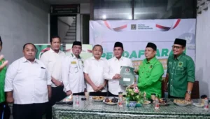 Edy Rahmayadi saat daftar Bacagub Sumut di DPW PPP, Kamis (23-5-2024) (Dok Tim sukse Edy Rahmayadi )