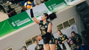 Kapten tim voli putri Jakarta Electric PLN (JEP) Yolla Yuliana saat berlaga di PLN Mobile Proliga 2024 di PSCC Palembang Sumsel