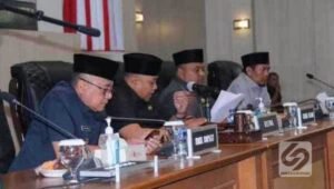 Wabup Sukabumi Hadiri Rapurna DPRD