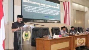 Wabup Sukabumi Sampaikan Jawaban Bupati atas Pandangan Umum Fraksi pada Rapurna DPRD ke-7 (1)