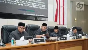 Bupati Sukabumi Hadiri Paripurna DPRD ke-13 Agenda Pandangan Umum Fraksi terhadap Raperda APBD TA 2025