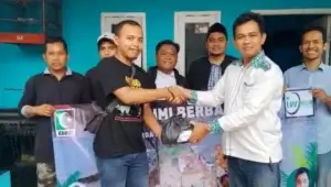 MD KAHMI Sukabumi Beri Bantuan kepada Korban Bencana Banjir dan Putting Beliung